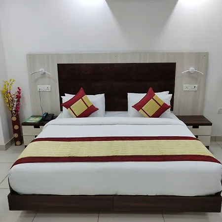 Green Lotus Residency